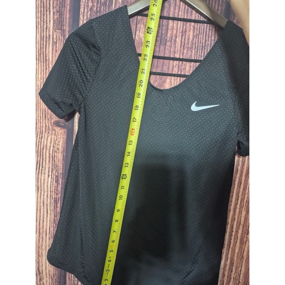 Nike T-Shirt Women XS Black Vented Lightweight Running Breathe Gym Athletic - Picture 6 of 7